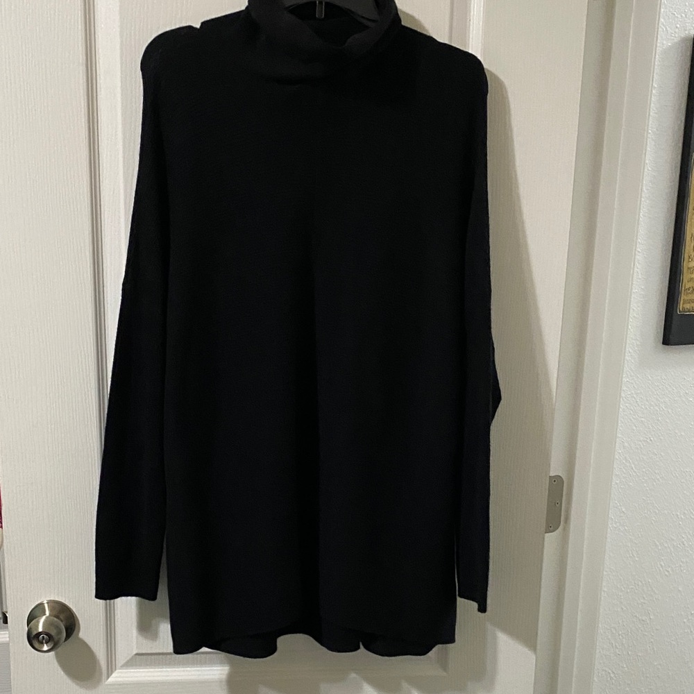 Cupio Midnight Black Knitwear